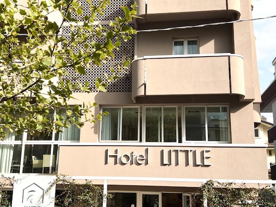 Gallery - Hotel Little