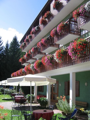 Gallery - Albergo Monteverde