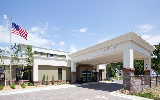 Gallery - Hampton Inn Spicer Green Lake