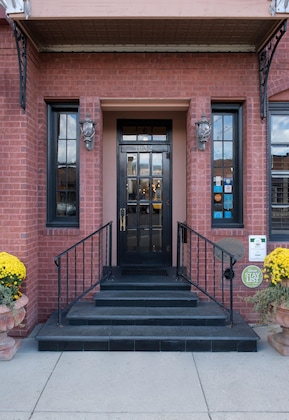 Gallery - Chamberlin Inn Cody