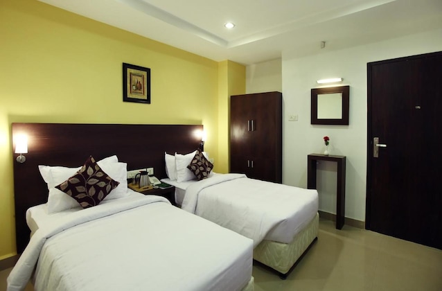 Gallery - Bluivy Korattur