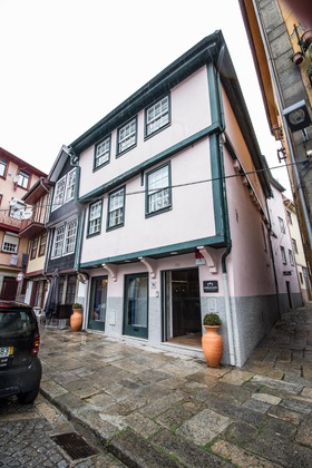 Gallery - Miragaia House