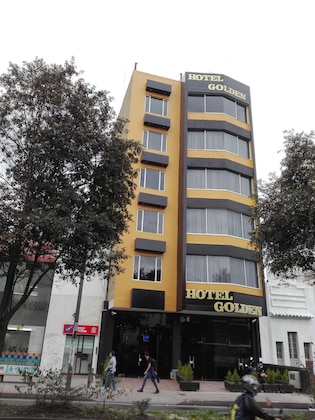 Gallery - Ayenda 1063 Golden