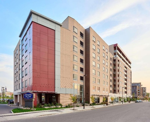 Gallery - Hampton Inn & Suites Quebec City  Saint-Romuald
