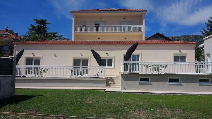 Gallery - Stay Split Bay