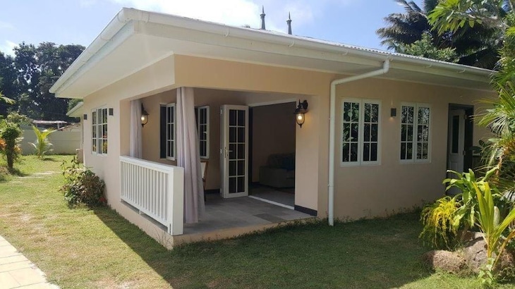 Gallery - Felicie Cottage & Residence