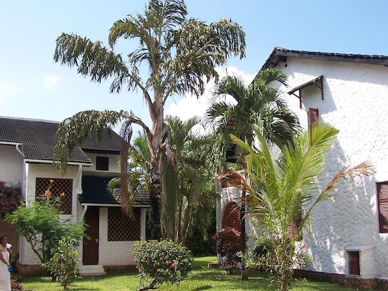 Gallery - Pinewood Beach Resort And Spa