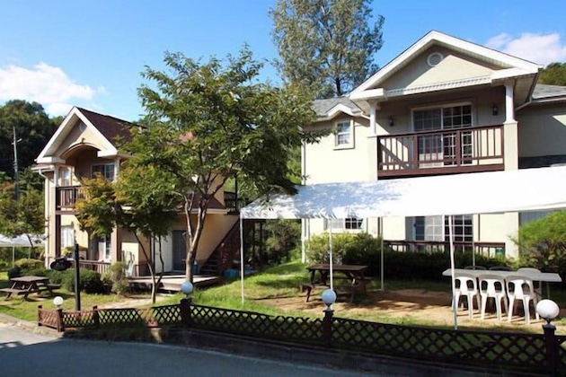 Gallery - Yongin Doongji Art Village Pension
