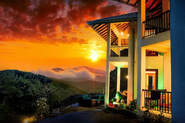Gallery - The Grand Hills