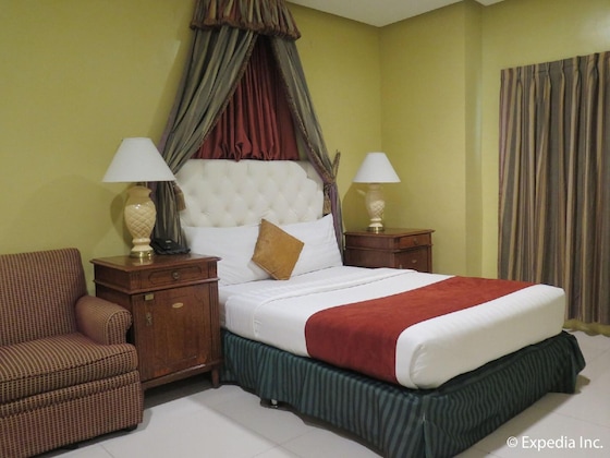 Gallery - Dreamwave Hotel Lemery