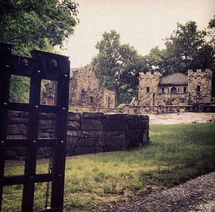 Gallery - Highlands Castle Overlooking Lake George.. Plus 2 Other Castles!