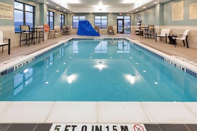 Gallery - Hampton Inn & Suites Morgantown   University Town Centre