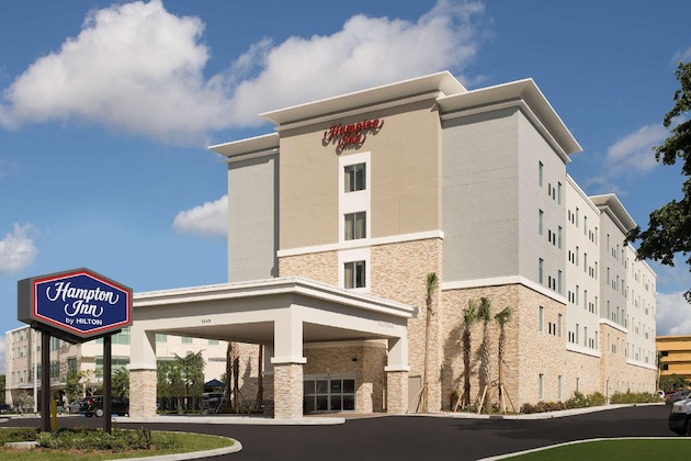 Gallery - Hampton Inn Miami Airport East