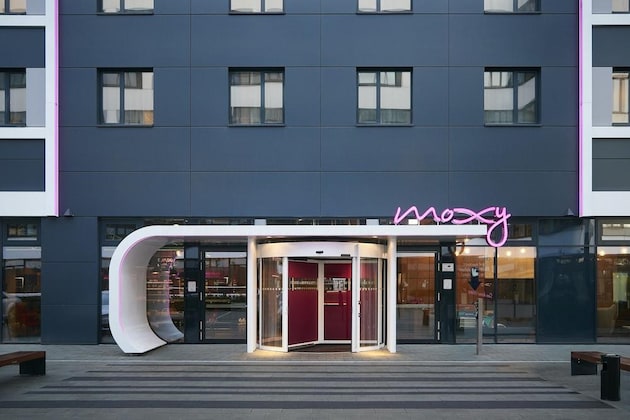 Gallery - Moxy Munich Messe, A Marriott Hotel