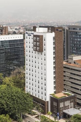 Gallery - City Plus Medellin