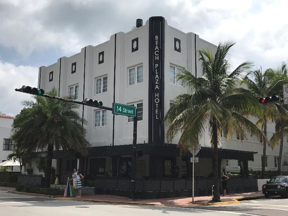 Gallery - South Beach Plaza Hotel & Villas