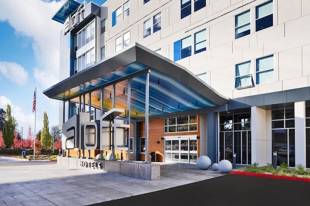 Gallery - Aloft Seattle Sea-Tac Airport