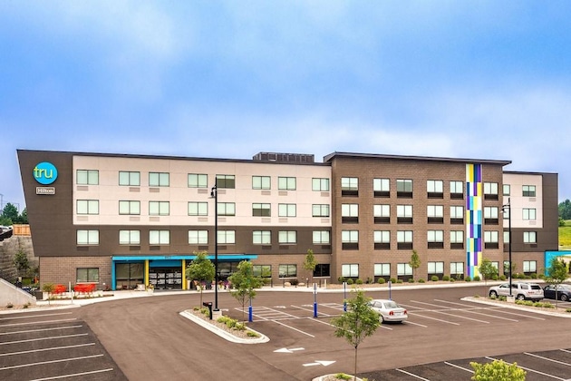 Gallery - Tru By Hilton Madison West