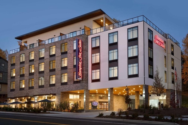 Gallery - Hampton Inn & Suites Seattle Renton