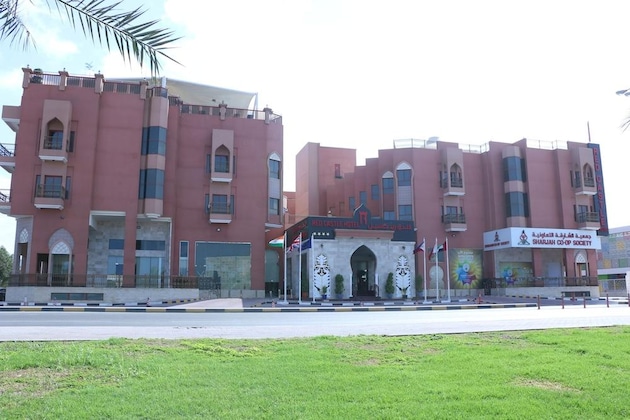 Gallery - Red Castle Hotel