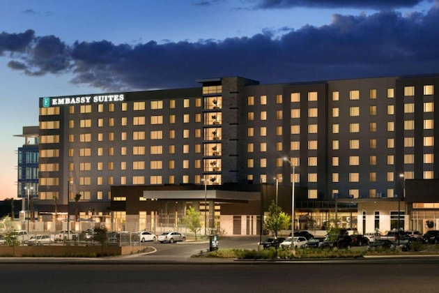 Gallery - Embassy Suites By Hilton San Antonio Landmark