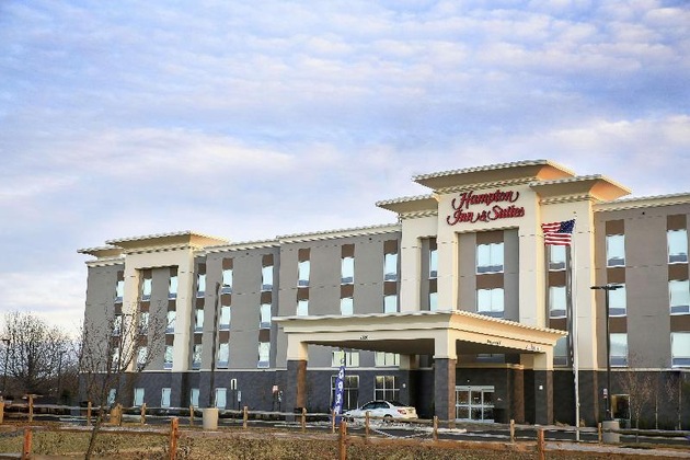 Gallery - Hampton Inn & Suites Mount Laurel Moorestown