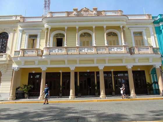 Gallery - Hotel E Central Villa Clara