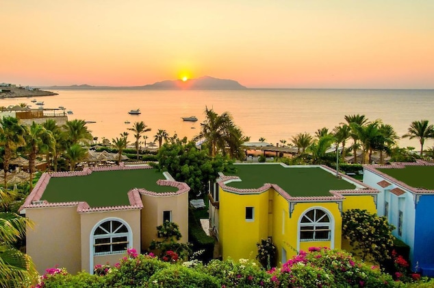 Gallery - The Royal Savoy Villas