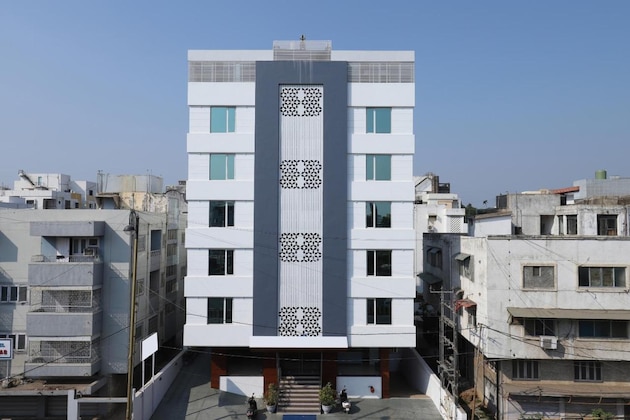Gallery - Oyo 9687 Hotel Avista