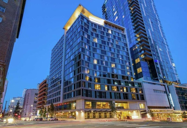 Gallery - The Charter Hotel Seattle, Curio Collection By Hilton