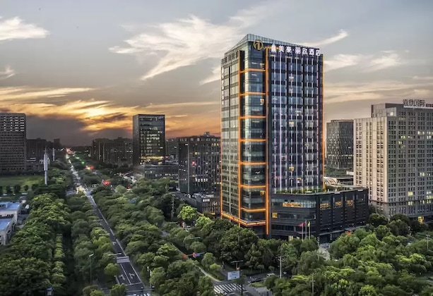 Gallery - Lestie Hotel (Shanghai Jiading New Town)