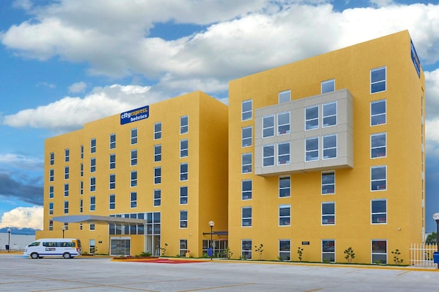 Gallery - City Express By Marriott Comitan