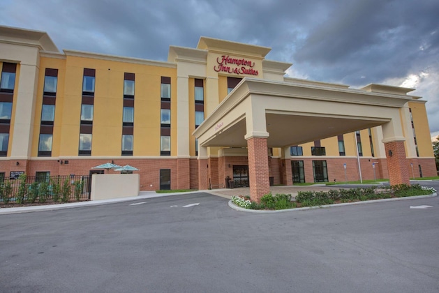 Gallery - Hampton Inn And Suites By Hilton Tampa Busch Gardens Area