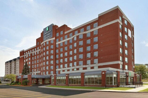 Gallery - Embassy Suites By Hilton Montreal Airport