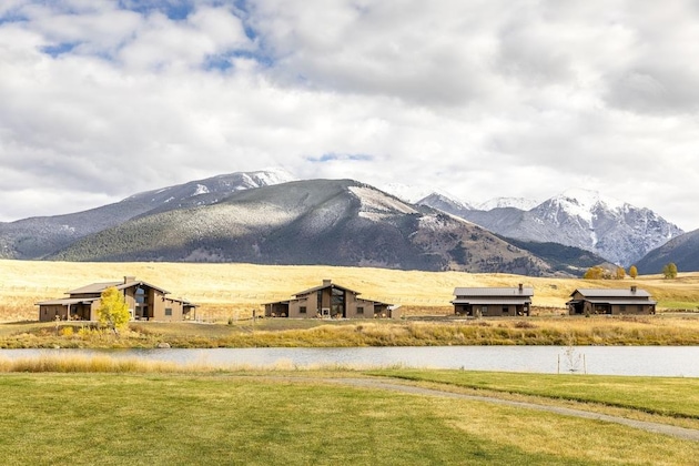 Gallery - Sage Lodge