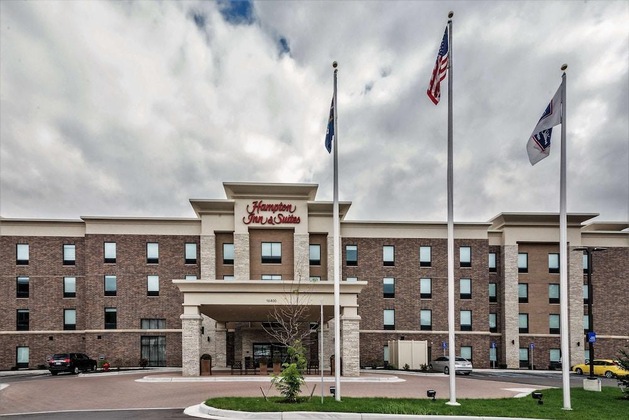 Gallery - Hampton Inn & Suites Allen Park