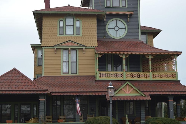 Gallery - Normandy Inn