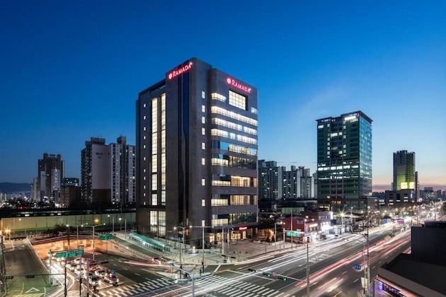 Gallery - Ramada Seoul Sindorim Hotel