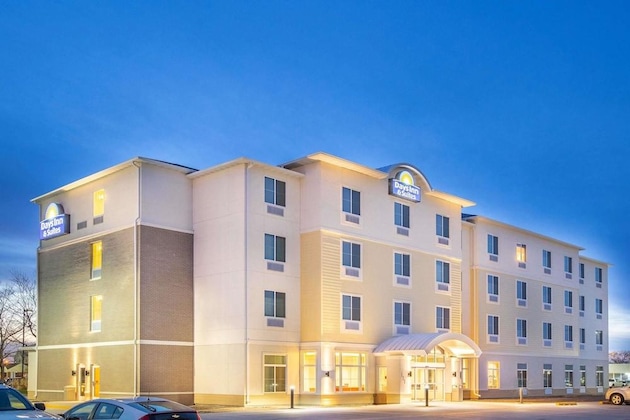 Gallery - Days Inn & Suites By Wyndham Kearney