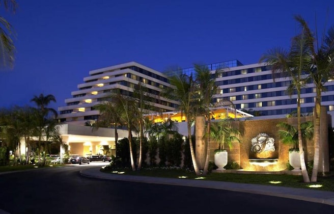 Gallery - Renaissance Newport Beach Hotel