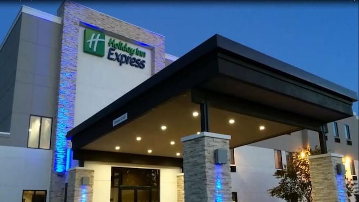 Gallery - Holiday Inn Express & Suites Oklahoma City Airport, An Ihg Hotel