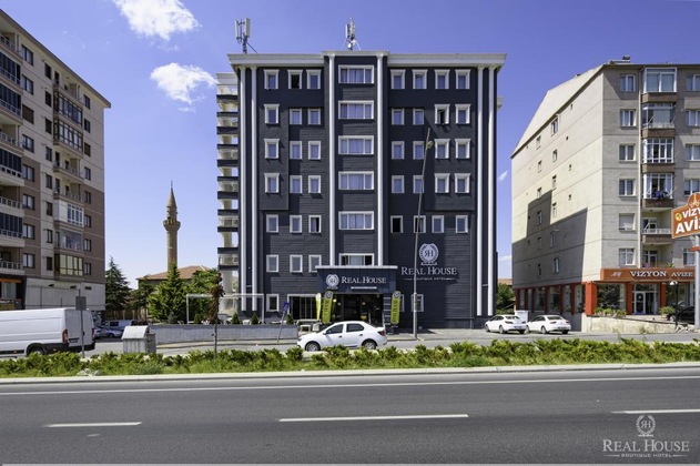 Gallery - Real House Boutique Hotel