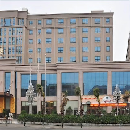 Gallery - Grand Slam Hotel