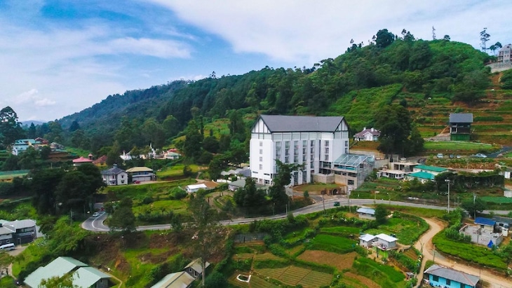 Gallery - The Golden Ridge Hotel