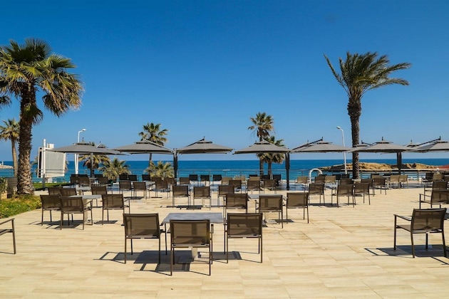 Gallery - Hotel Esplanade City Beach