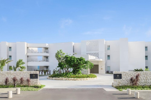 Gallery - Iraph Sui, A Luxury Collection Hotel, Miyako Okinawa