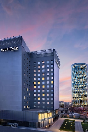Gallery - Courtyard Bucharest Floreasca