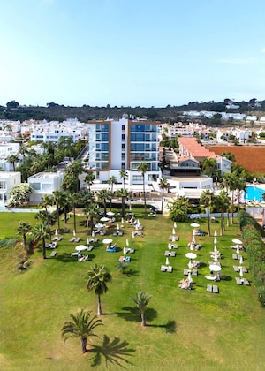 Gallery - Leonardo Crystal Cove & Spa By The Sea - Adults Only