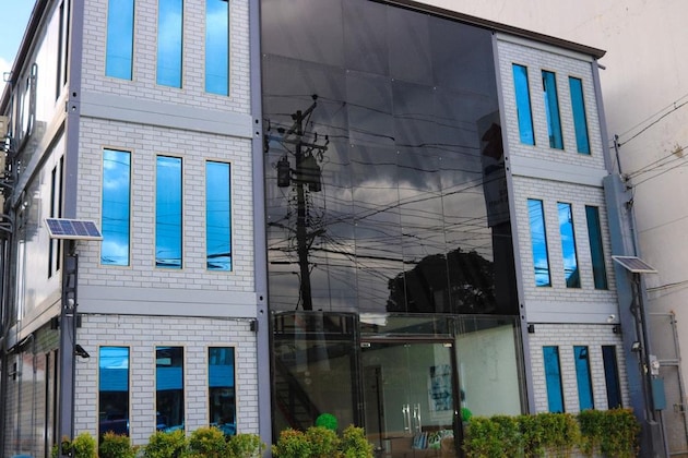 Gallery - Reddoorz Plus @ As Fortuna Cebu