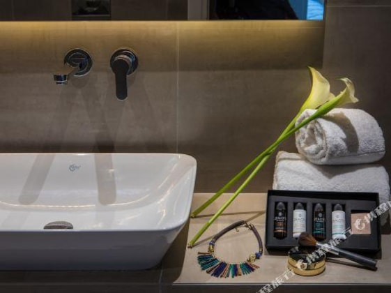 Gallery - Klepsydra Urban Suites